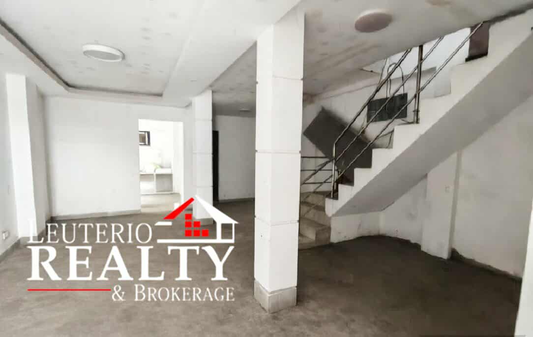 3-Storey Residential Home with Roof Deck in Bicol — real estate listing image 1