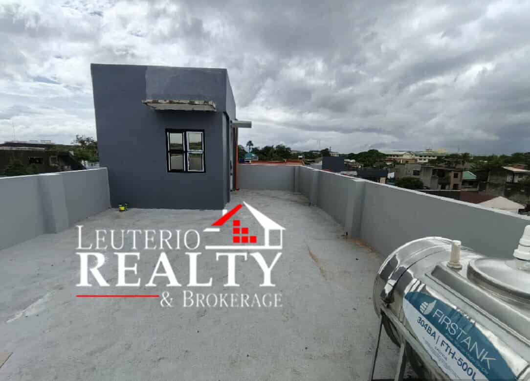 3-Storey Residential Home with Roof Deck in Bicol — real estate listing image 2